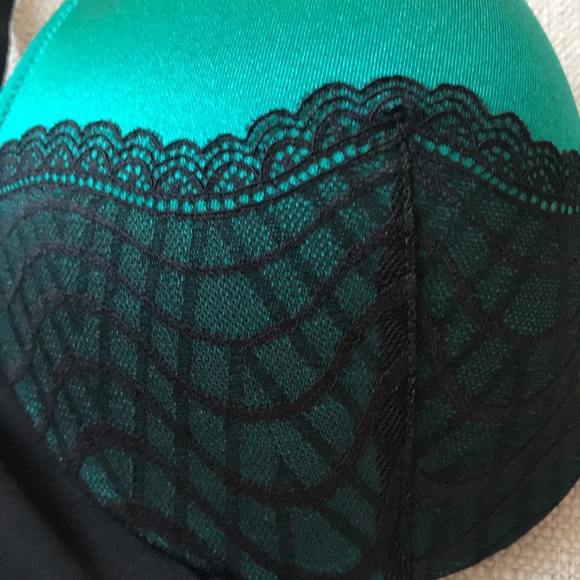 Ashley Graham Front/Back Lace Bra! NWT - Picture 5 of 6